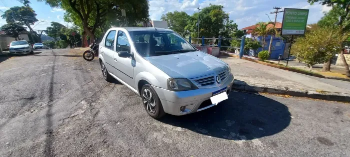 Renault Logan Expression Hi-flex 1.6 8V 4P 2010