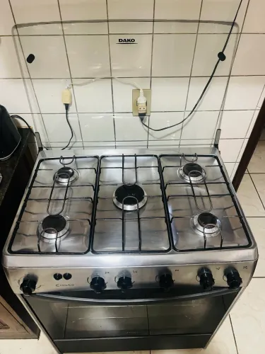 Vende-se Fogão