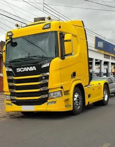 Vende-se caminhão Scania R410