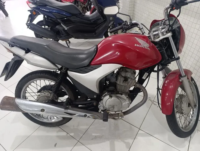 Moto tá top