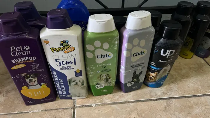 Shampoo e acessórios para pet 