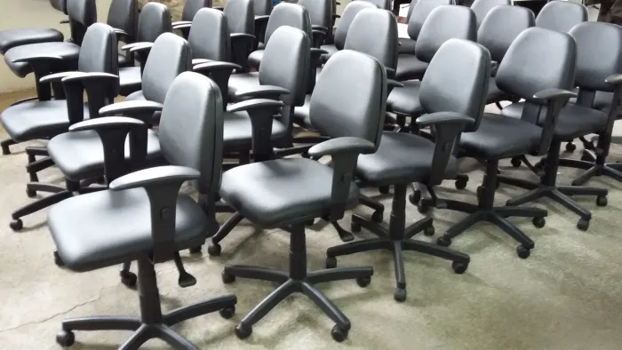 Poltrona escritório ergonômica
