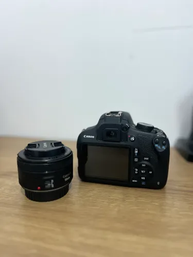 Canon T5 com lente 50mm