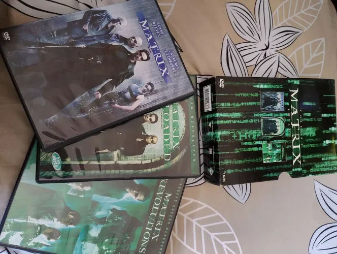 Matriz trilogia DVD original na luva faço Olx pay