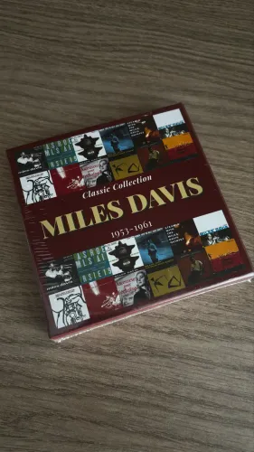 12 albums Miles Davis em 6 CDs (box set novo)