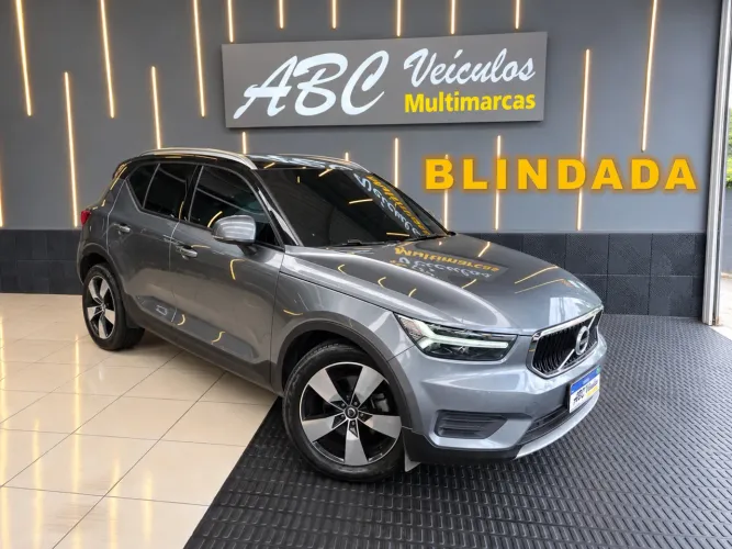 Volvo XC40 T-5 Momentum 2.0 252cv AWD 2019