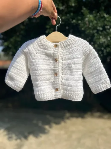 Casaquinho de crochê bebê