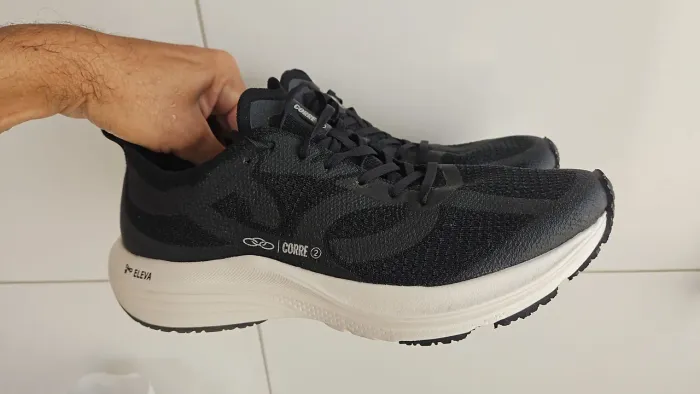Vende-se Tênis semi novo!