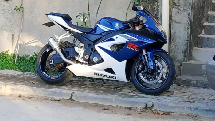 Suzuki 1000 Srad