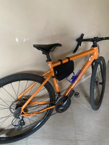 Bicicleta Gravel SHOW