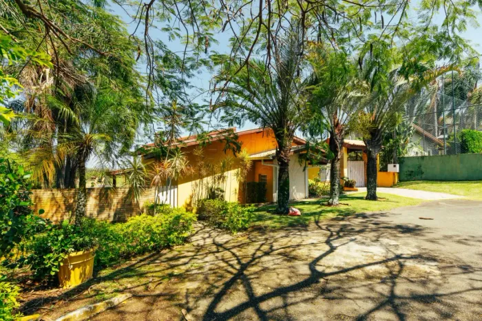 CASA DE CONDOMÍNIO COM 4 QUARTOS E 2 SUITES NO HORIZONTE AZUL I - ITUPEVA - SP