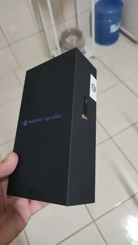Motorola Signature Preto 12/512GB Novo Lacrado NF