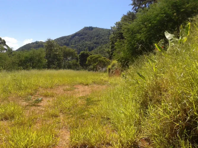 TERRENO ARARAS/ PETRÓPOLIS