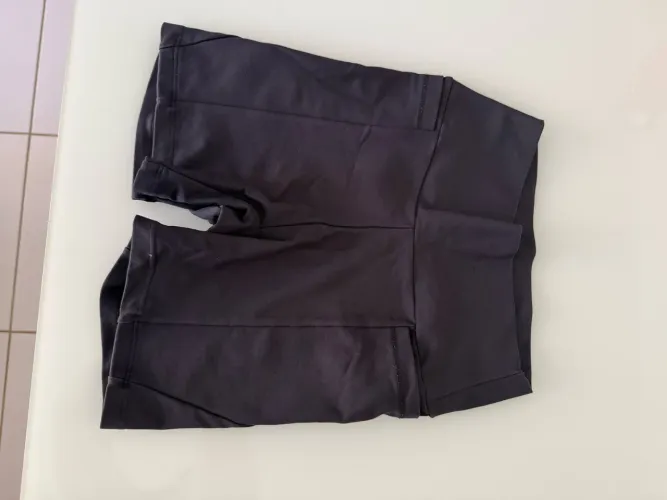 Short preto da LIVE