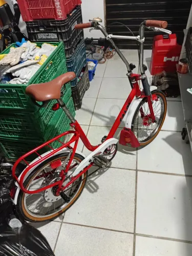 Bicicleta Berlineta da caloi.muito zelada