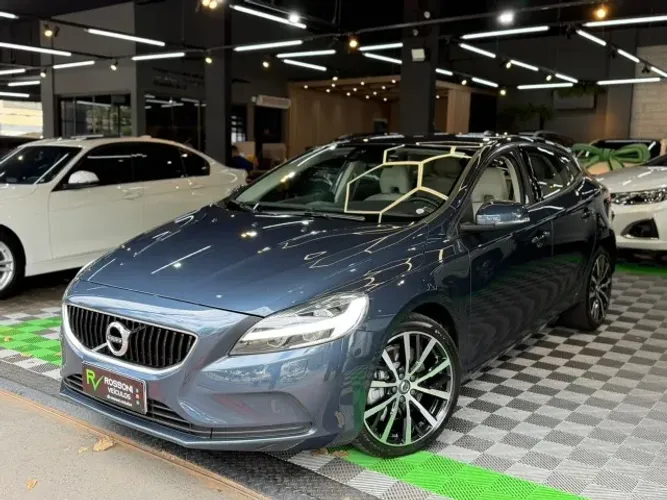 Volvo V40 T-4 Momentum 2.0 Aut. 2018