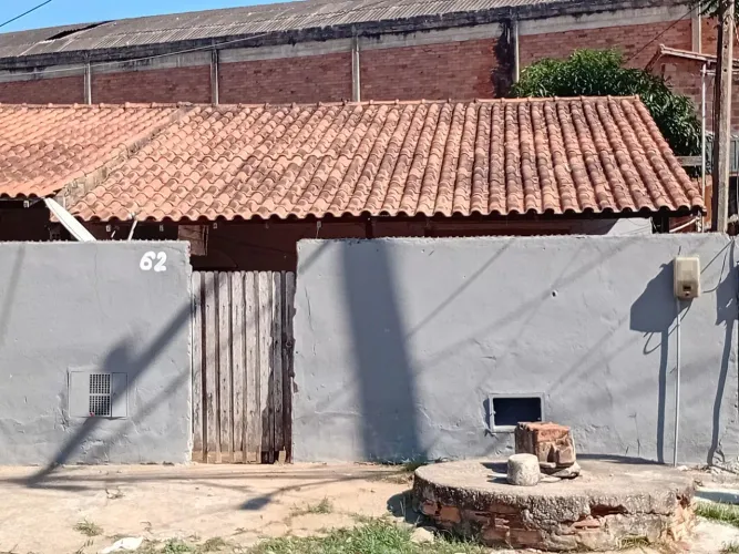 Vendo essa casa na Rua Nova bairro de Goytacazes