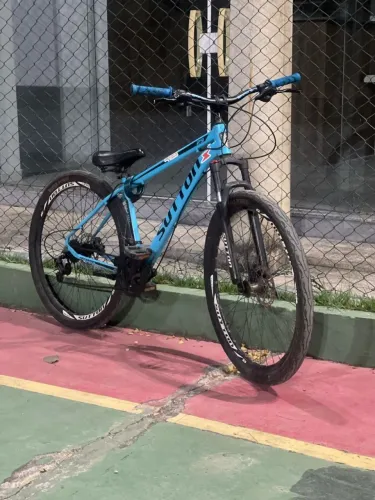 Bicicleta aro 29 semi novas