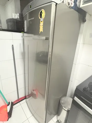 Freezer vertical Brastemp Flex 