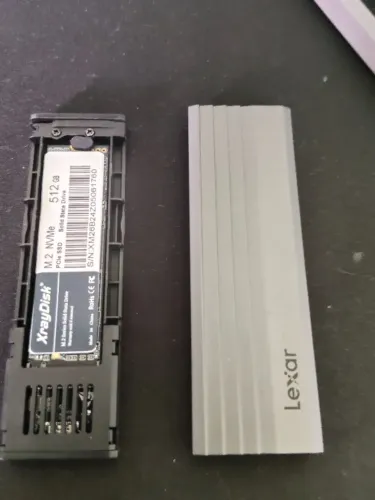 Ssd M.2 Xraydisk 512GB + case Usb 3.0 Lexar