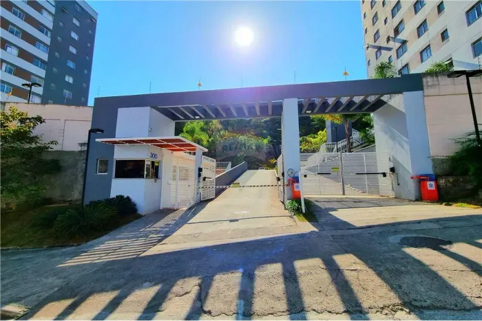 Excelente Apartamento para Locação Mobiliado com 3 quartos com suíte, valor 2300,00 no Bai