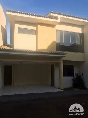 Sobrado exclusivo para aluguel no Country (Cascavel/PR) 2 quartos, suíte e 1 vaga