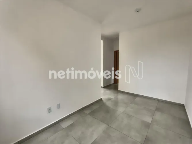 Apartamento à venda com 2 quartos no bairro Vila Cristina, em Betim.