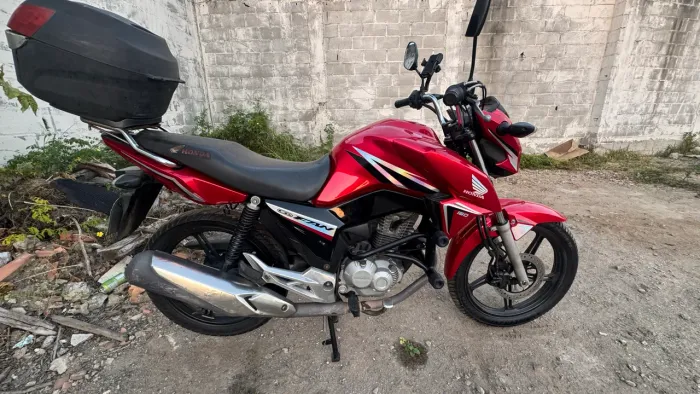 Vendo ou troco por Ténéné 250