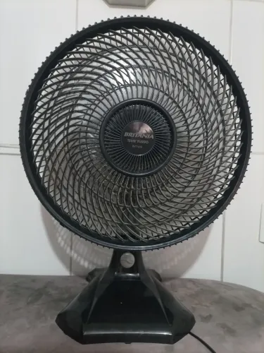 Ventilador Britânia turbo 50 Cm na garantia.