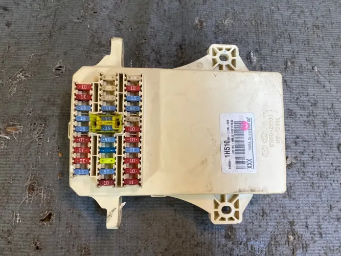 Caixa de fusiveis I30 2.0 gasolina manual 2008 a 2012