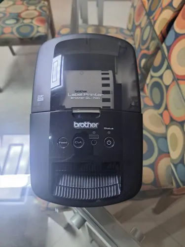Impressora térmica Brother QL-700 muito nova, pouquíssimo uso!