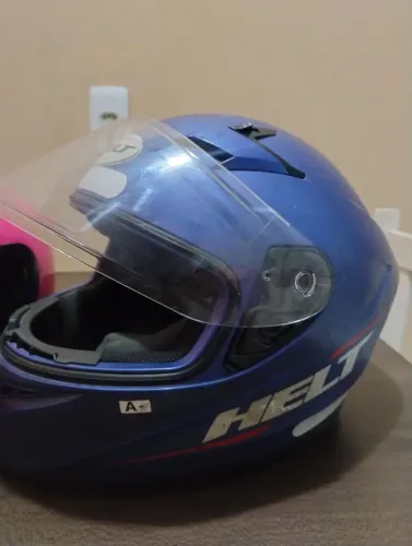 Vendo capacetes de moto