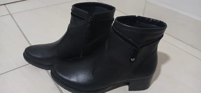 Bota cano curto