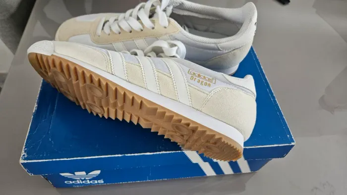 Tênis Adidas Dragon