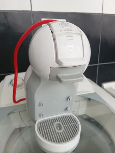 Cafeteira Dolce Gusto 