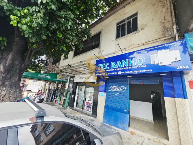 Loja com Jirau à Venda - Rua Candido Benício - Campinho - Rio de Janeiro - RJ - Reformada
