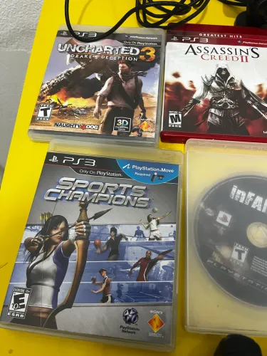 Ps3 seminovo com vários jogos
