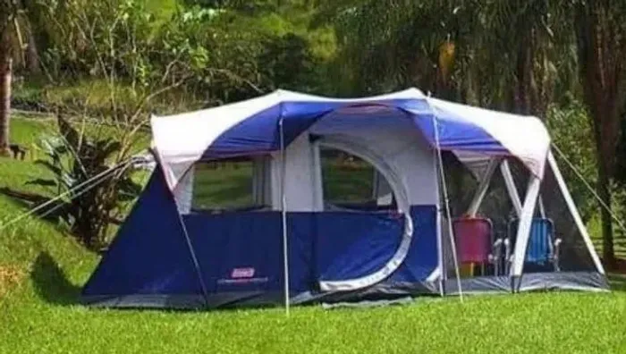 Vendo barraca colemam 6 lugares