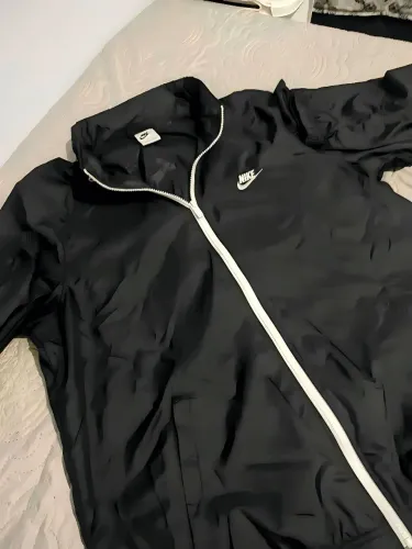 Jaqueta Nike Woven Nova!