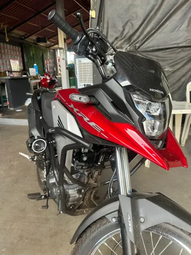 Vendo XRE 190 com 1530 km rodado nova nova