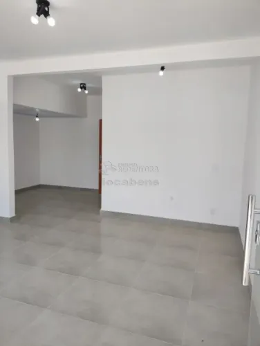 Ótimo Salão Comercial na Vila Santo Antônio.