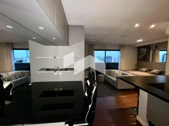 Studio com 34 m², 1 quarto para alugar no bairro Centro.