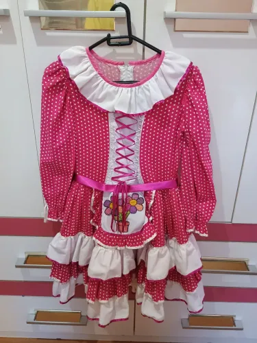 Vende-se Lindo Vestido Infantil Festa Junina