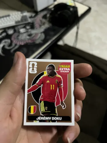 Figurinha Sticker Panini Doku Bronze 2026