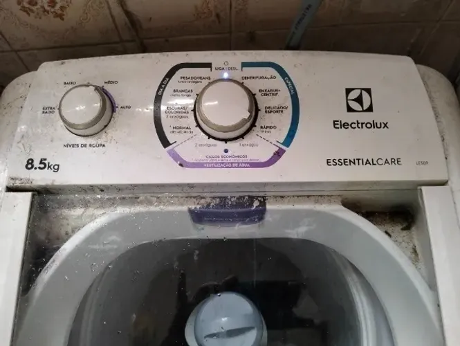 MAQUINA DE LAVAR ELETROLUX COM DEFEITO