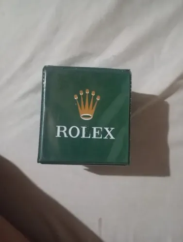 Vendo Rolex zerado na caixa , valor 150