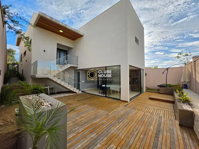 Casa a venda Condomínio Terras Alphaville Anápolis-GO Mobiliada, Quintal grande