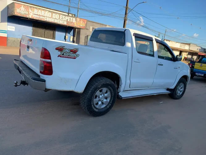 Toyota Hilux CD SRV D4-d 4X4 3.0 TDI Diesel AUT 2008