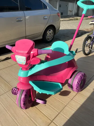 Triciclo infantil feminino Marca bandeirante