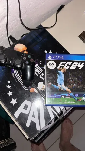 Vende-se Play 4